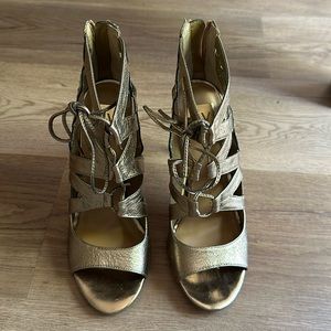 Dolce Vita Safis gold metallic open toe high heel size 8